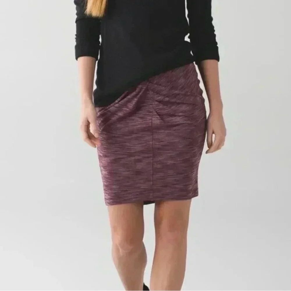 LULULEMON Women’s Size 8 &Go Where-To Skirt Heathered Bordeaux Drama